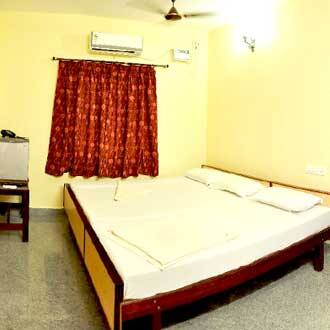 Sri Murugan Guest House, Mahabalipuram 5